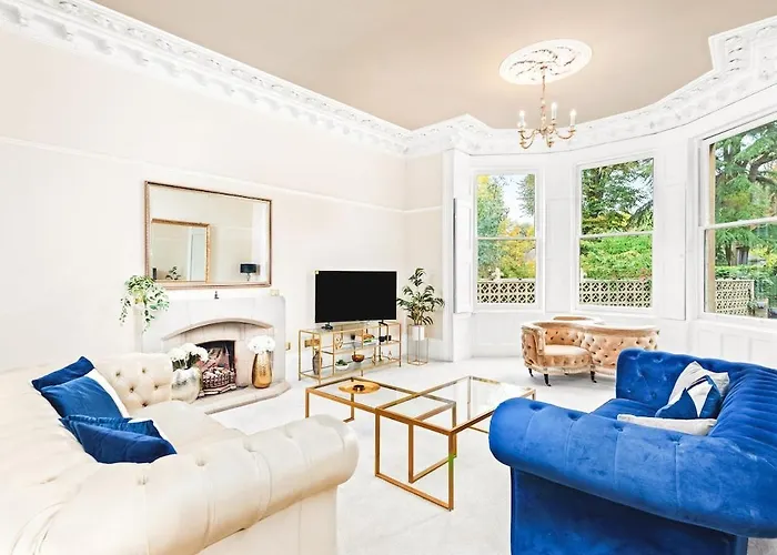 Tranquil Sneyd Park Escape With Garden Views By Mycityhaven
