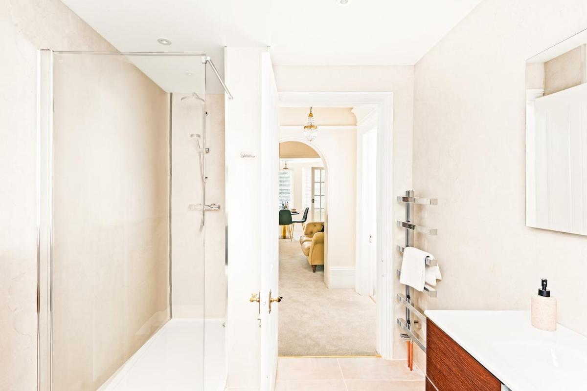 Tranquil Sneyd Park Escape With Garden Views By Mycityhaven