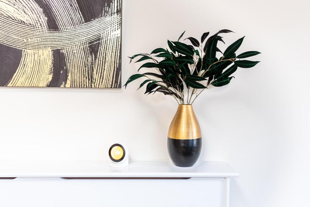 Tranquil Sneyd Park Escape With Garden Views By Mycityhaven Leilighet *